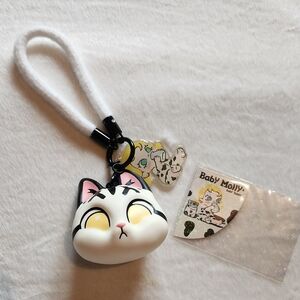 POP MART Baby Molly & Baby Tabby Milk Lover Brush Pinch Pendent 🍼